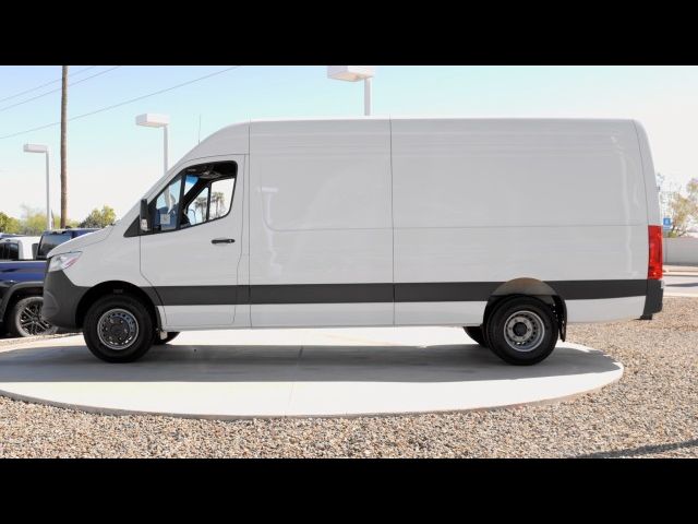 2024 Mercedes-Benz Sprinter Cargo