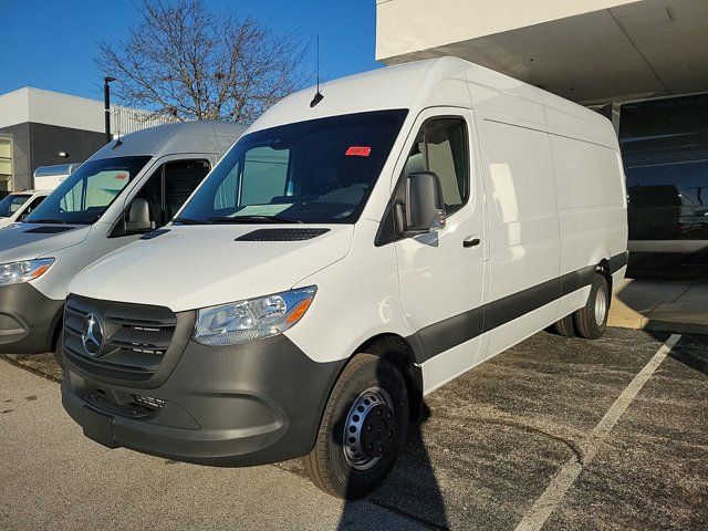 2024 Mercedes-Benz Sprinter Cargo