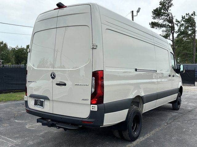 2024 Mercedes-Benz Sprinter Cargo