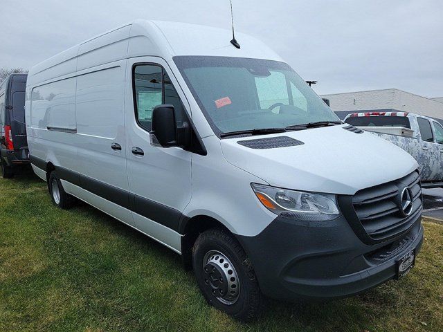 2024 Mercedes-Benz Sprinter Cargo