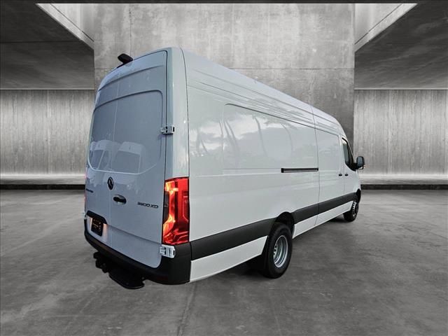 2024 Mercedes-Benz Sprinter Cargo