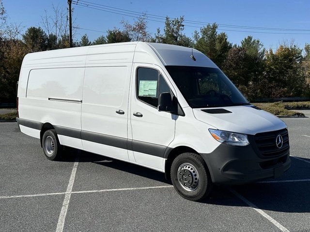 2024 Mercedes-Benz Sprinter Cargo