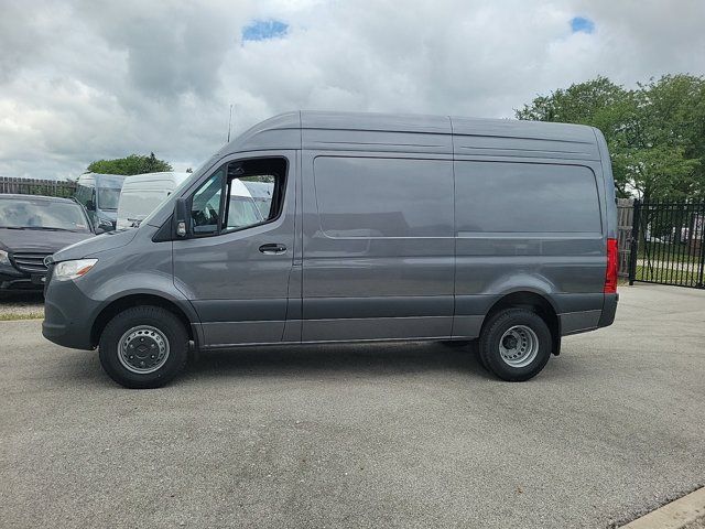 2024 Mercedes-Benz Sprinter Cargo