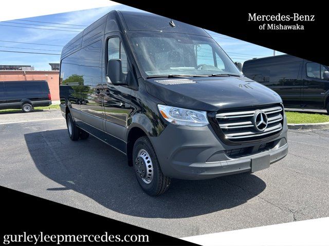 2024 Mercedes-Benz Sprinter Cargo