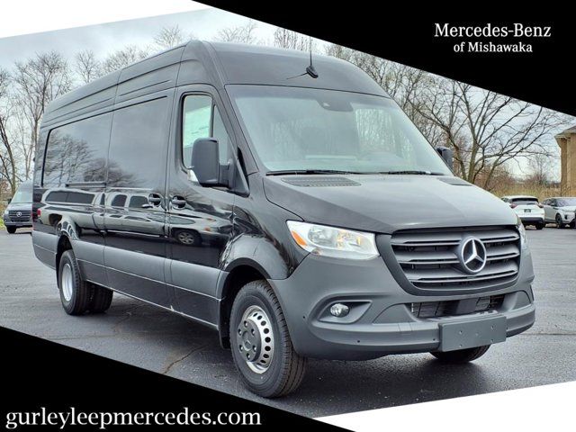 2024 Mercedes-Benz Sprinter Cargo