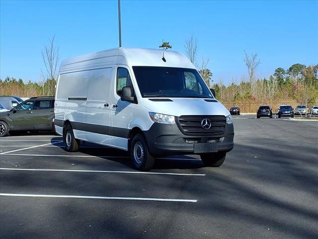 2024 Mercedes-Benz Sprinter Base