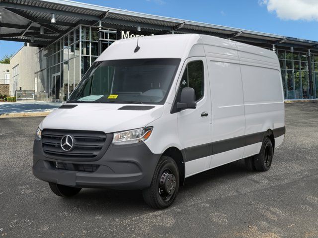 2024 Mercedes-Benz Sprinter Cargo