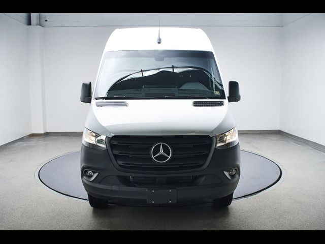 2024 Mercedes-Benz Sprinter Cargo