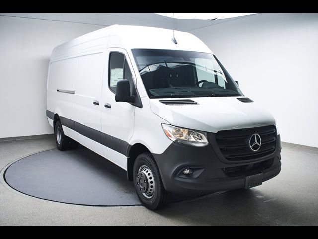 2024 Mercedes-Benz Sprinter Cargo