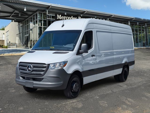 2024 Mercedes-Benz Sprinter Cargo