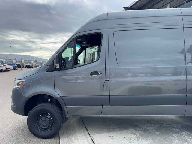 2024 Mercedes-Benz Sprinter Base