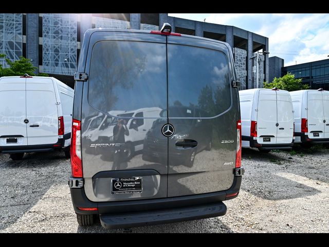 2024 Mercedes-Benz Sprinter Base