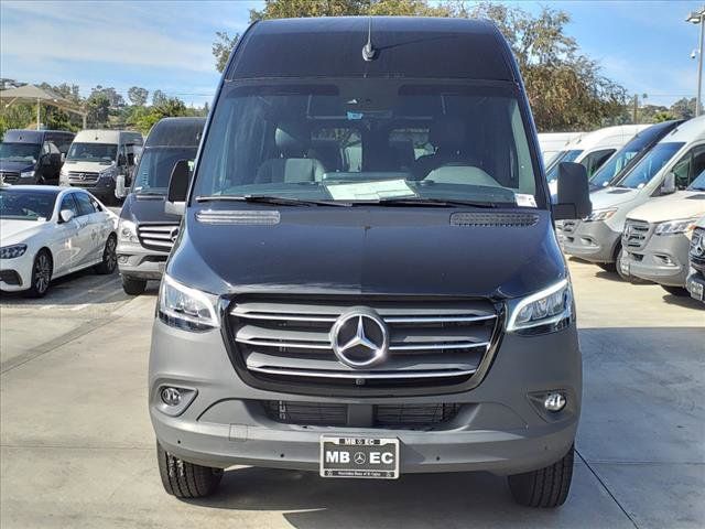 2024 Mercedes-Benz Sprinter Base