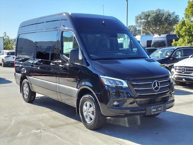 2024 Mercedes-Benz Sprinter Base