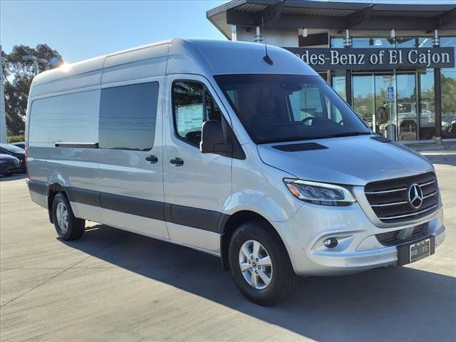 2024 Mercedes-Benz Sprinter Base