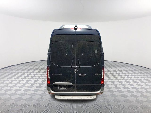 2024 Mercedes-Benz Sprinter Passsenger