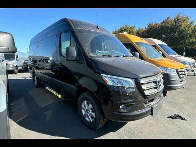 2024 Mercedes-Benz Sprinter Passsenger