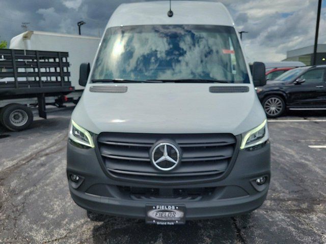 2024 Mercedes-Benz eSprinter Cargo Van Base