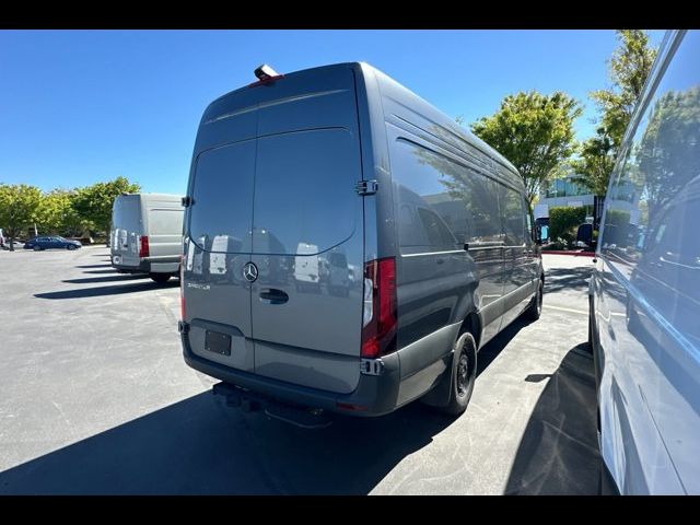 2024 Mercedes-Benz eSprinter Cargo Van Base
