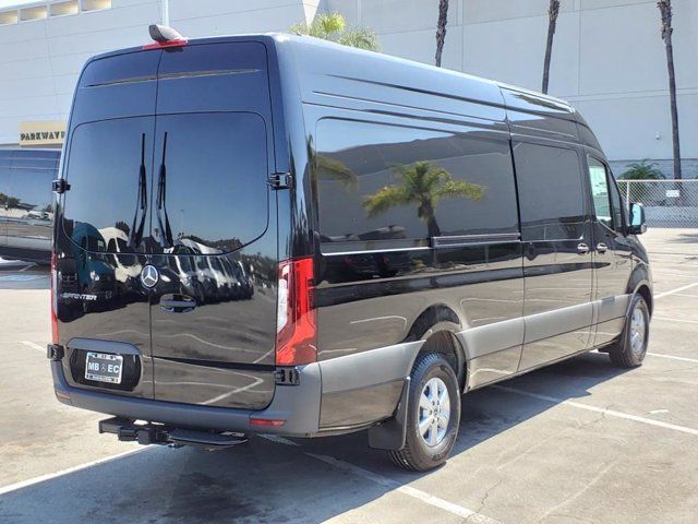 2024 Mercedes-Benz eSprinter Cargo Van Base