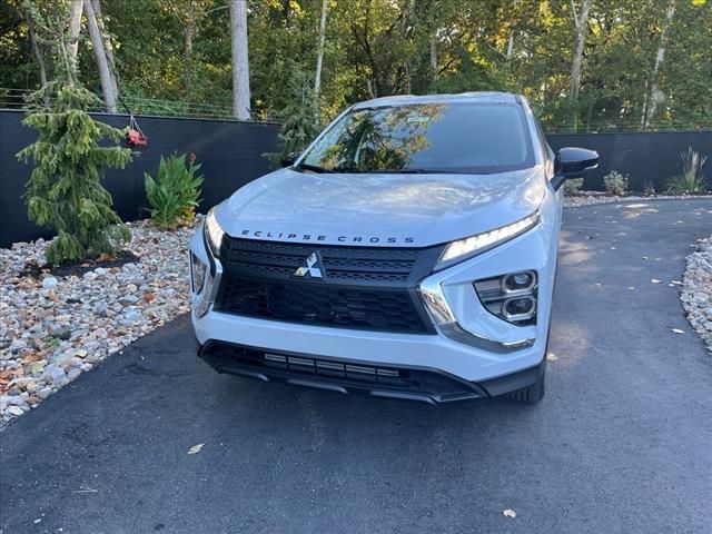 2024 Mitsubishi Eclipse Cross LE