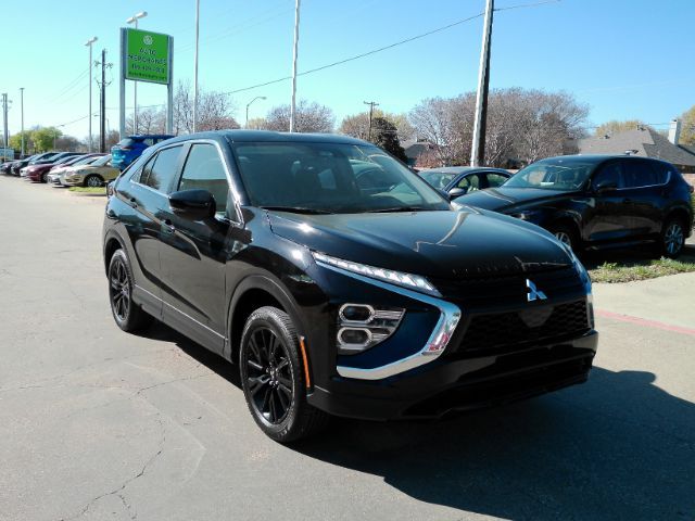 2024 Mitsubishi Eclipse Cross LE