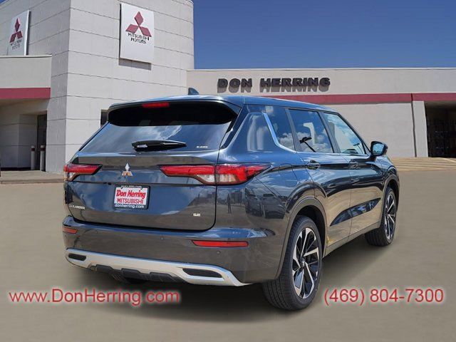 2024 Mitsubishi Outlander SE