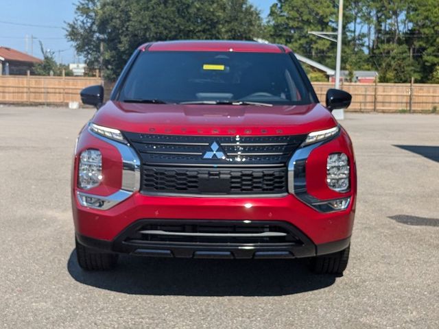 2024 Mitsubishi Outlander SE Black Edition w/Pano Roof