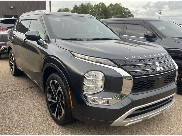 2024 Mitsubishi Outlander SEL Black Edition