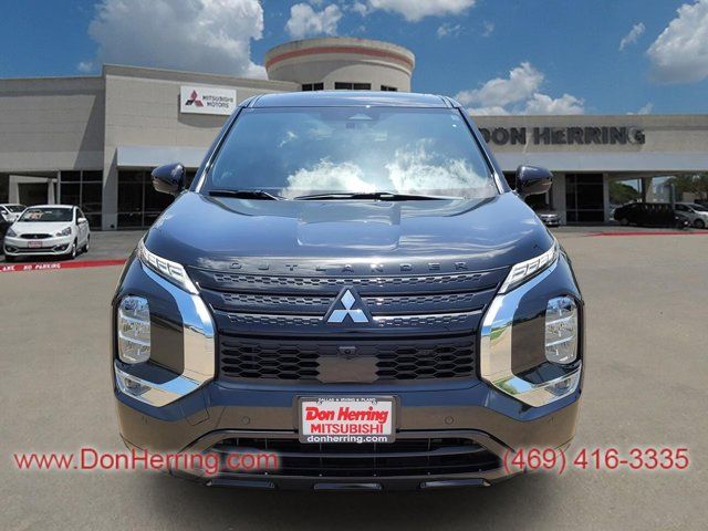 2024 Mitsubishi Outlander SE Black Edition w/Pano Roof