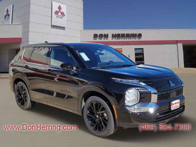 2024 Mitsubishi Outlander SE Black Edition w/Pano Roof