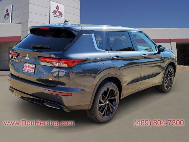 2024 Mitsubishi Outlander SE Black Edition w/Pano Roof