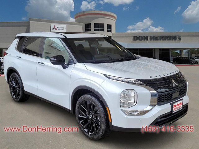 2024 Mitsubishi Outlander SE Black Edition w/Pano Roof