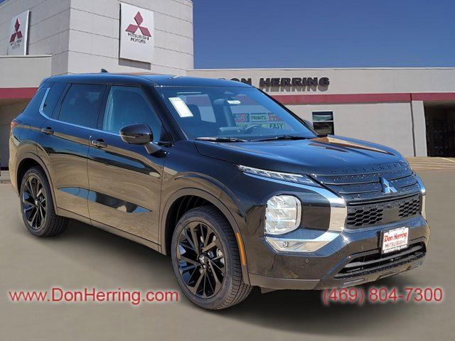 2024 Mitsubishi Outlander SE Black Edition w/Pano Roof