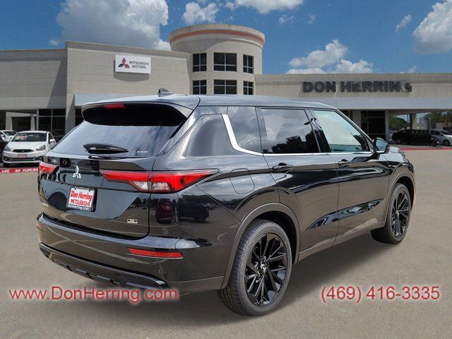 2024 Mitsubishi Outlander SE Black Edition w/Pano Roof