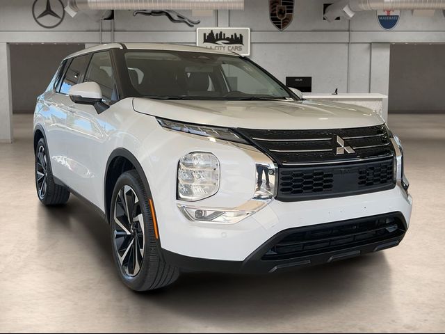 2024 Mitsubishi Outlander SE Black Edition