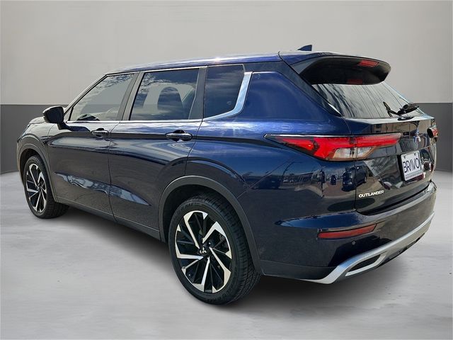2024 Mitsubishi Outlander 