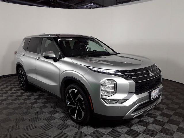 2024 Mitsubishi Outlander 