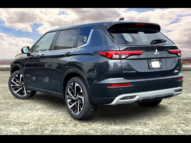 2024 Mitsubishi Outlander 