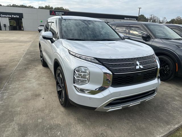 2024 Mitsubishi Outlander SE Black Edition