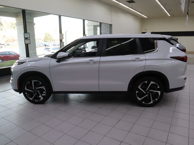 2024 Mitsubishi Outlander 