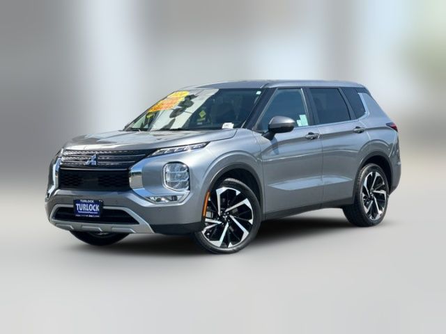 2024 Mitsubishi Outlander 