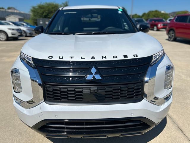 2024 Mitsubishi Outlander SE Black Edition