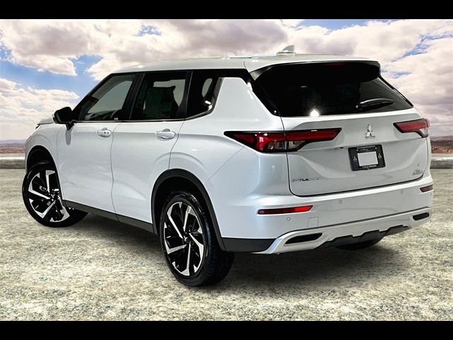 2024 Mitsubishi Outlander 