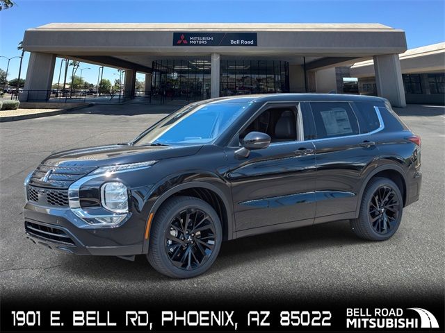 2024 Mitsubishi Outlander SE Black Edition w/Pano Roof