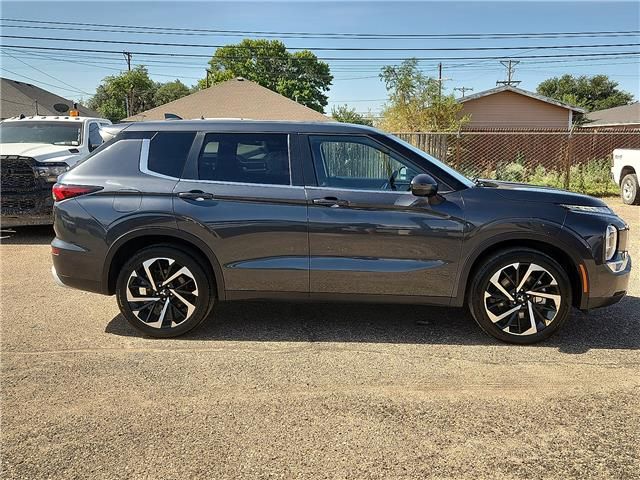 2024 Mitsubishi Outlander