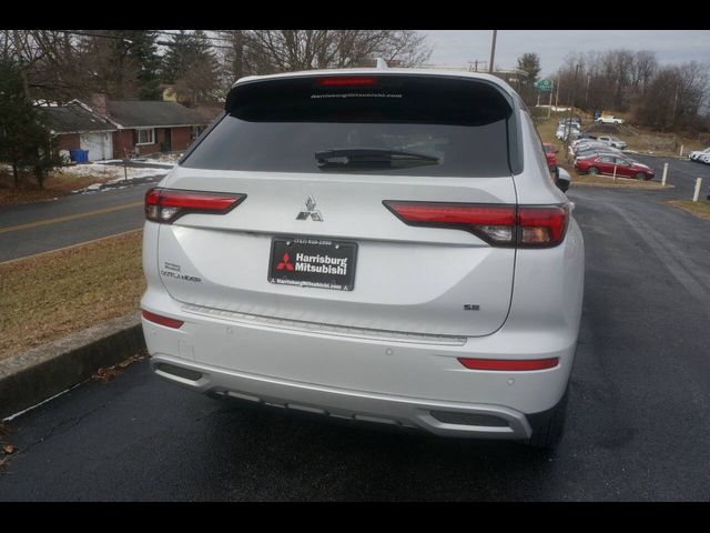 2024 Mitsubishi Outlander 