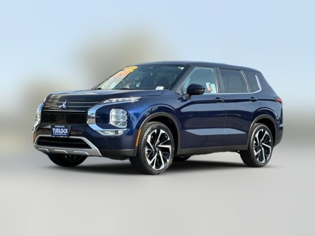 2024 Mitsubishi Outlander 