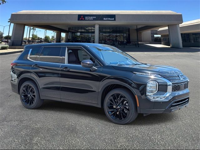 2024 Mitsubishi Outlander SE Black Edition w/Pano Roof