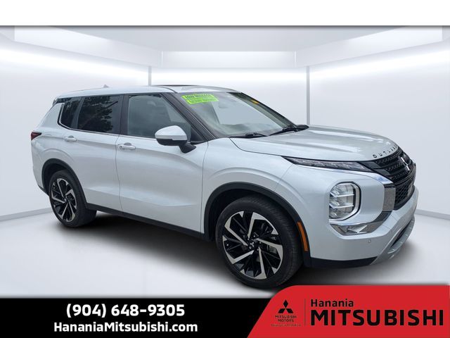 2024 Mitsubishi Outlander SE Black Edition w/Pano Roof